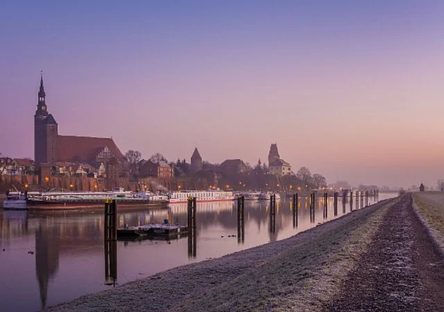Morgendämmerung über Tangermünde