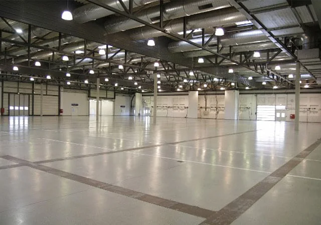 Halle 4