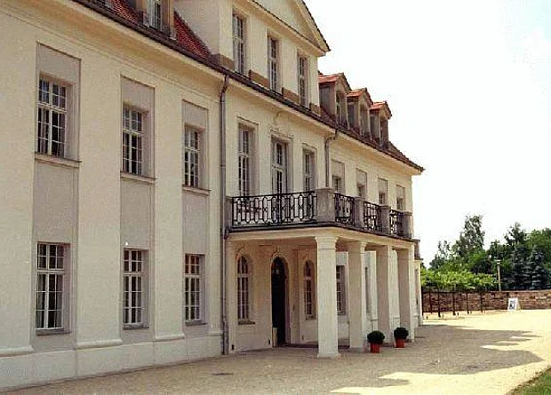 Schlosseingang, Norden 