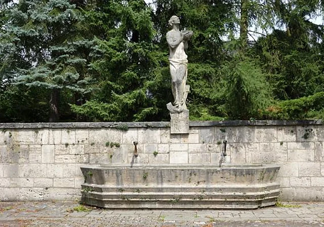 Brunnen der Eva