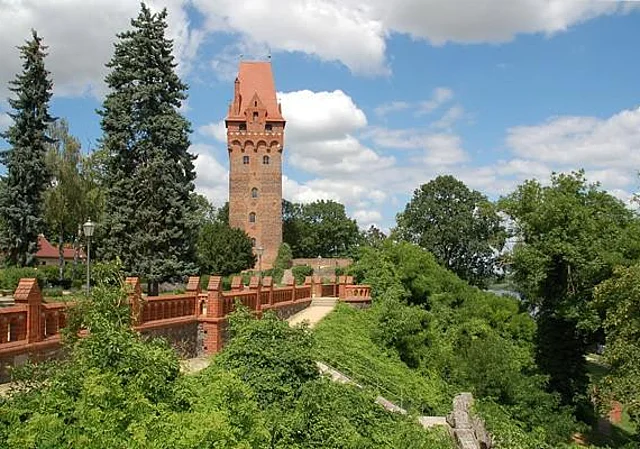 Burganlage, Blick zum Kapitelturm nach Norden