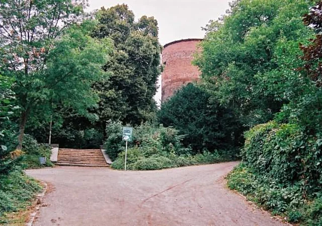 Burggarten, östl. Eingang nach Westen