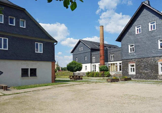 Remise und Südwestseite Kaue