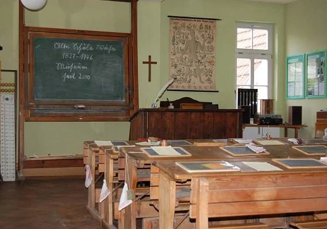 Historischer Schulraum im Heimatmuseum
