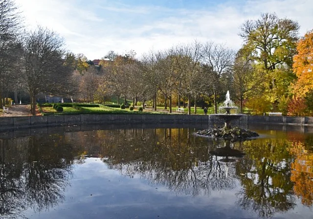 Schlosspark und Landschaftsgarten Ballenstedt