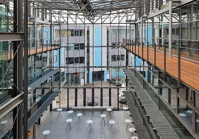 Atrium Blick zur Koenbergkstraße