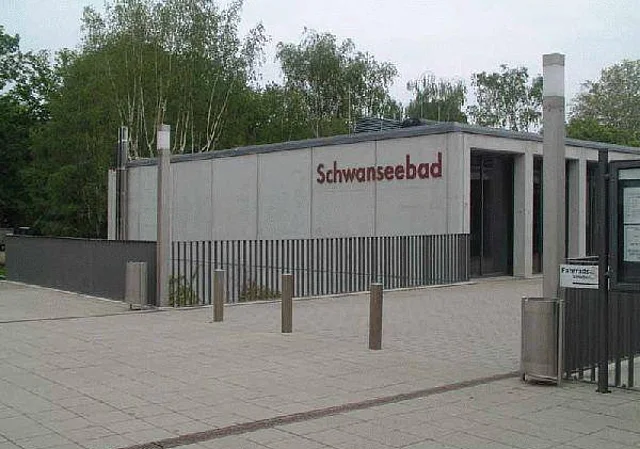 Eingangsbereich Westseite