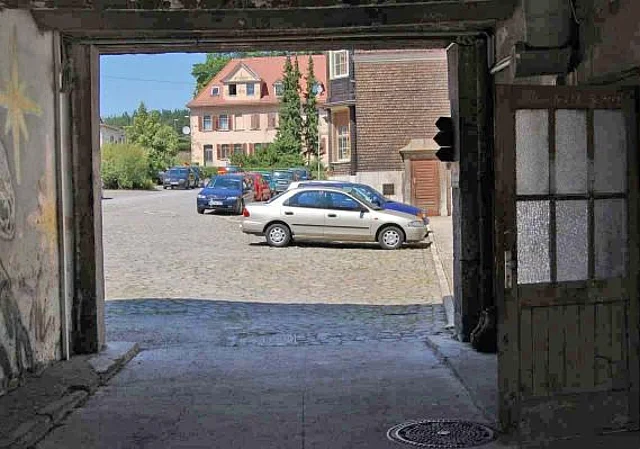 Durchgang Südflügel zum Innenhof