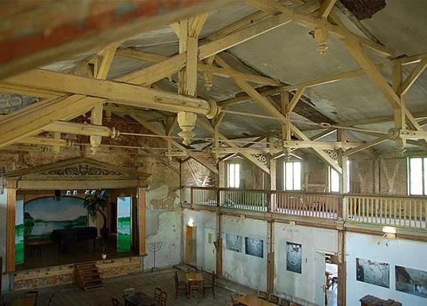Simonettihaus, Blick in den Saal 