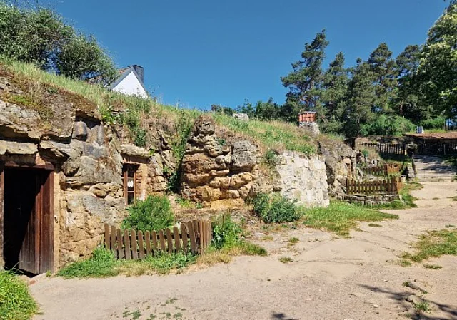 Höhlenwohnungen Langenstein, Schäferberg 35