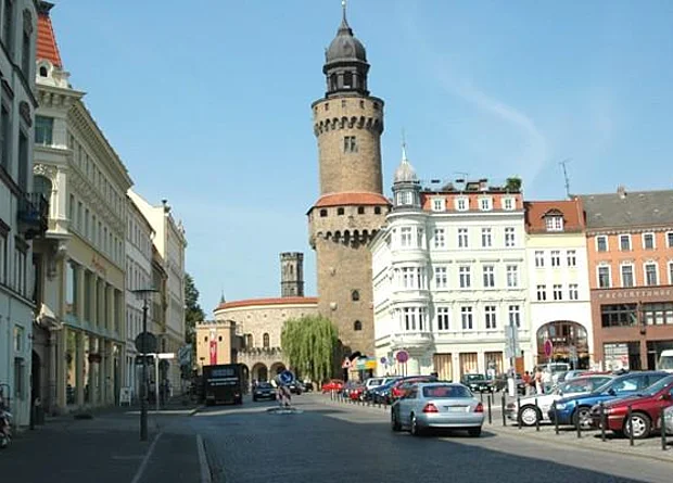 Obermarkt Görlitz, im Hintergrund Reichenbacher Turm und Kaisertrutz 