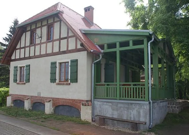 Jagdhaus, Straßenseite, Nordwest 
