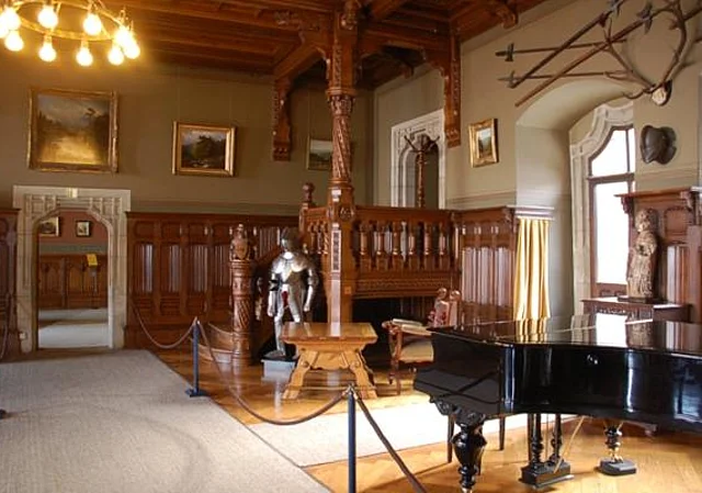 Schloss Wernigerode, Erster Rundgang, Halle
